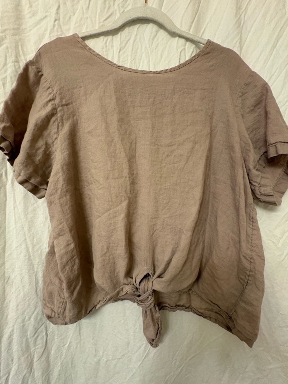 Rachel Zoe linen  short sleeve blouse with tie front. Women size XL.